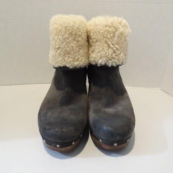 UGG Australia Brown Leather 3204 Boots Booties Sz 6 Sheepskin Fold Down Heels - Picture 2 of 9